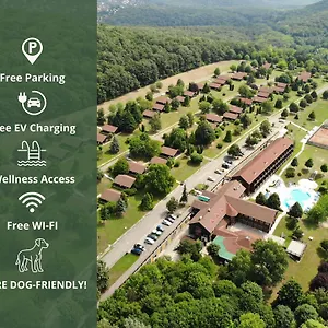 3* Hotel Petneházy Club